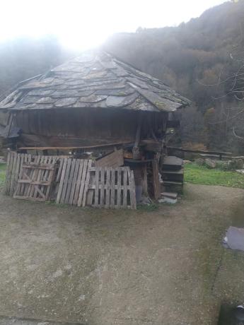 Casa independiente en calle santa eulalia de oscos s/n