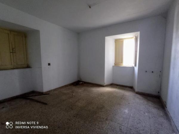 Casa independiente en calle Santa Rosa