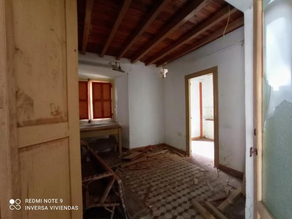 Casa independiente en calle Santa Rosa