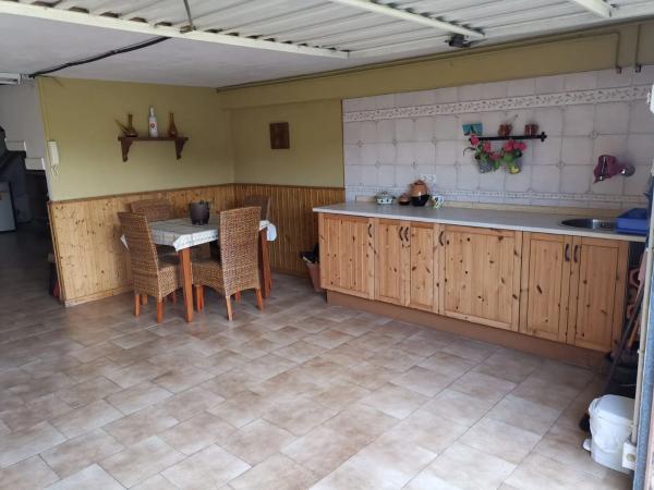 Casa independiente en avenida Carlos Conde, 11