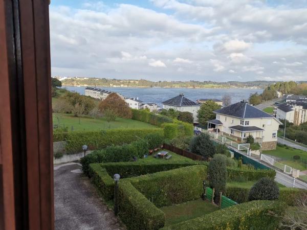 Casa independiente en avenida Carlos Conde, 11