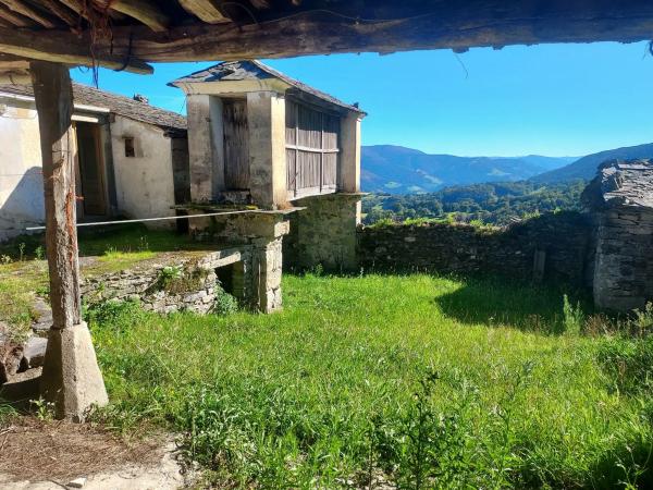 Finca rústica en camino penouta s/n