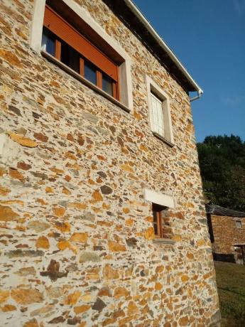 Casa de pueblo en calle Los Lagos s/n