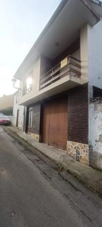 Casa independiente en Ferreira, 10