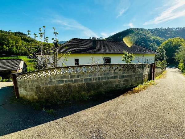 Casa independiente en Lugar Muñas de Abajo, 103