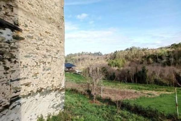 Casa independiente en calle Armental