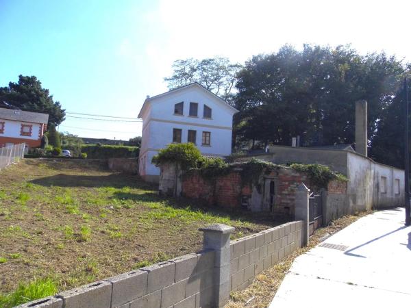Casa independiente en avenida del Puerto