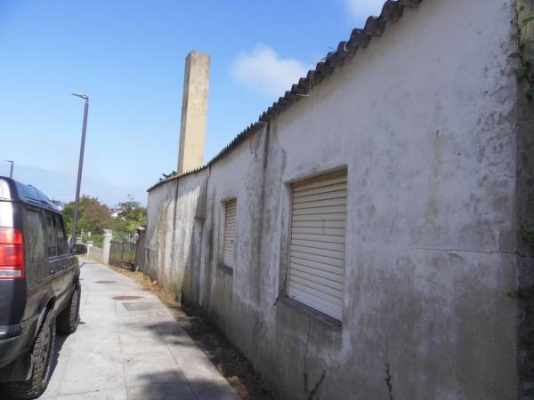 Casa independiente en avenida del Puerto