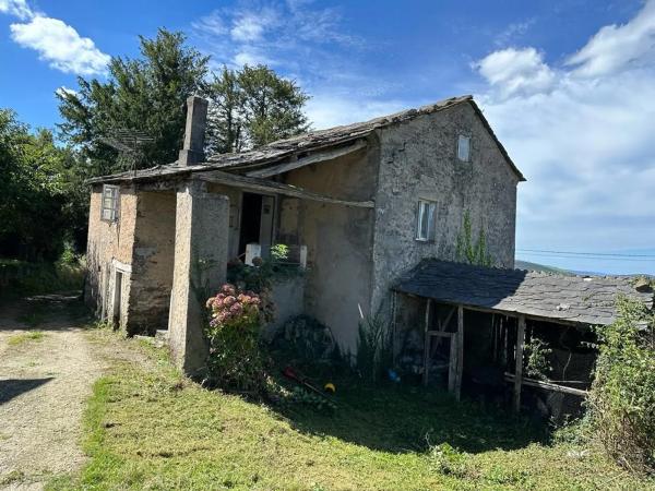 Casa independiente en Lg Rozadas, 10