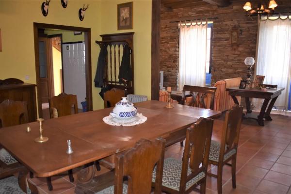 Casa independiente en Barrio Regada