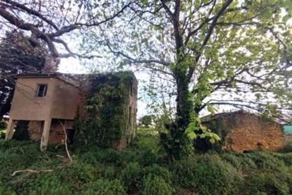 Casa independiente en avenida Serantes