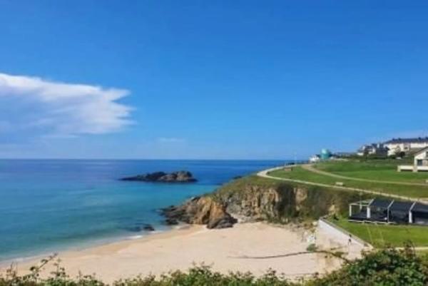 Casa independiente en avenida Serantes