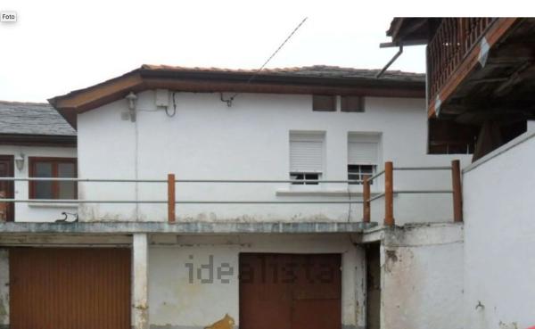 Casa de pueblo en Gamones s/n