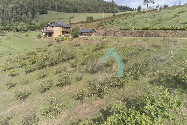 Casa independiente en Lugar Fojas