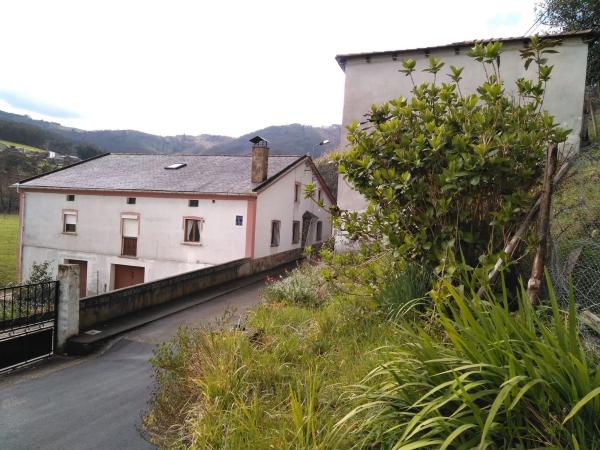 Finca rústica en Barrio Vegas, 26