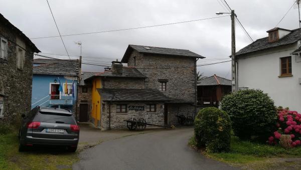 Casa de pueblo en lugar san martin, 143 b