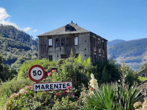 Casa de pueblo en Lugar Marentes, 11 a