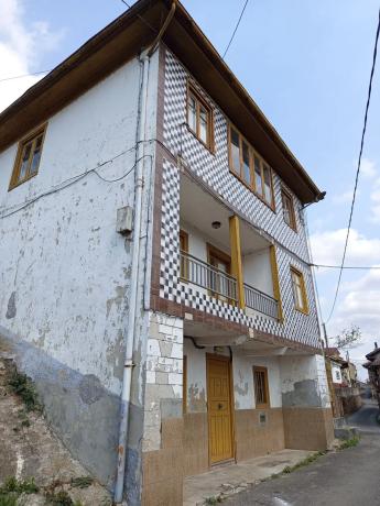 Casa de pueblo en calle lada s/n