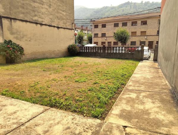 Casa independiente en avenida del Principado, 48