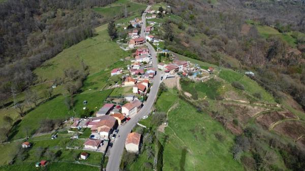 Casa independiente en calle el Campón, 15 -19