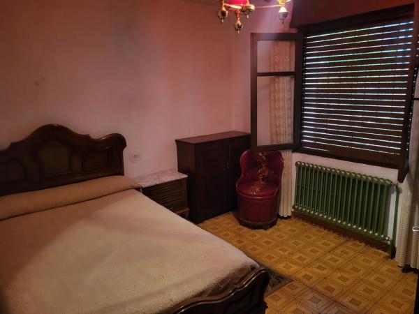 Casa de pueblo en Canzana, 1