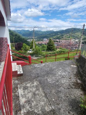 Casa de pueblo en Canzana, 1