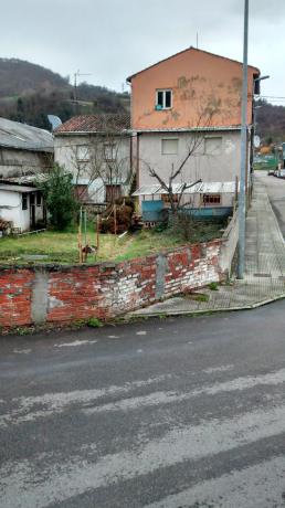 Casa de pueblo en calle Antonio Antuña, 60