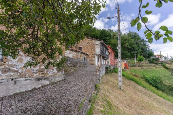 Casa independiente en carretera de la Invernal, 5