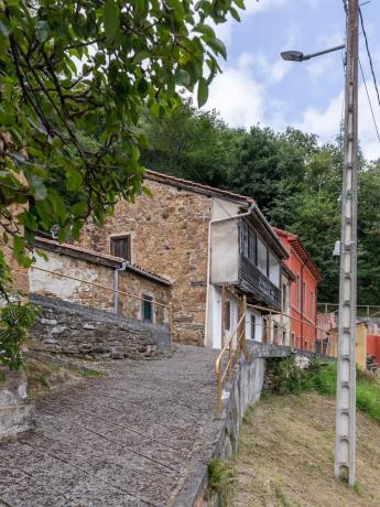 Casa independiente en carretera de la Invernal, 5