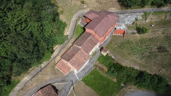 Casa independiente en carretera de la Invernal, 5