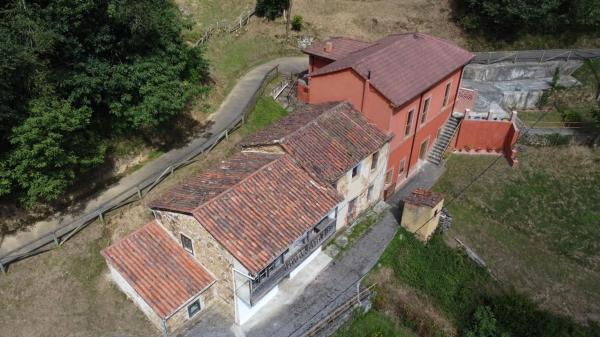 Casa independiente en carretera de la Invernal, 5