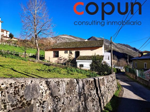 Casa independiente en Barrio, 1