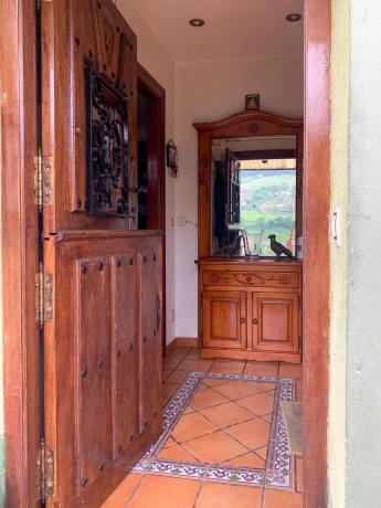 Casa independiente en carretera de Sienra y Soto