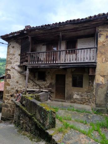 Casa de pueblo en Abantru, 60