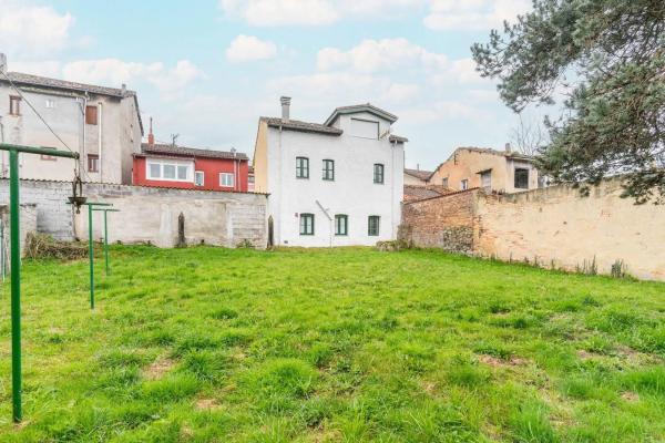 Casa independiente en calle Sabino Alonso Fueyo, 16