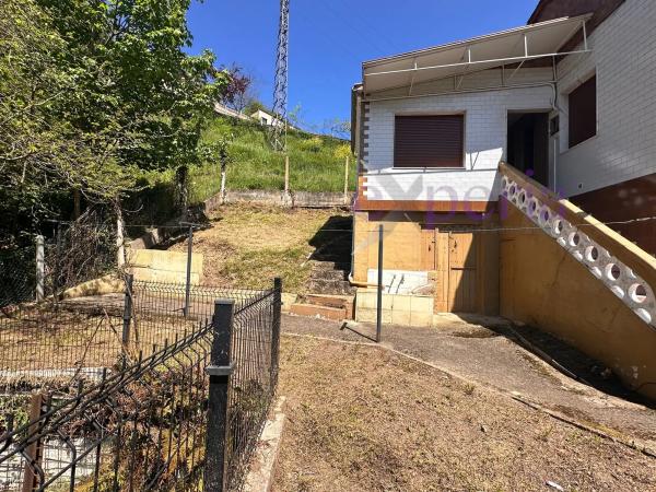 Casa independiente en calle Rio Silvestre