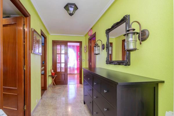 Casa independiente en calle de Higinio Carrocera, 2