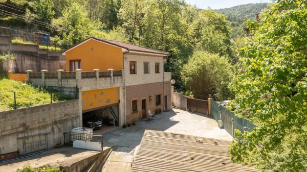 Casa independiente en Caserio Respolon, 4