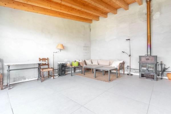 Casa independiente en Vía, 3