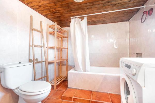 Casa independiente en Vía, 3