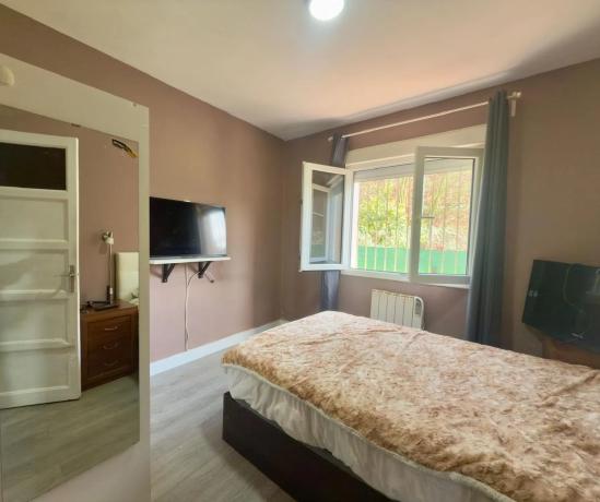 Casa independiente en calle Antonio Antuña, 92