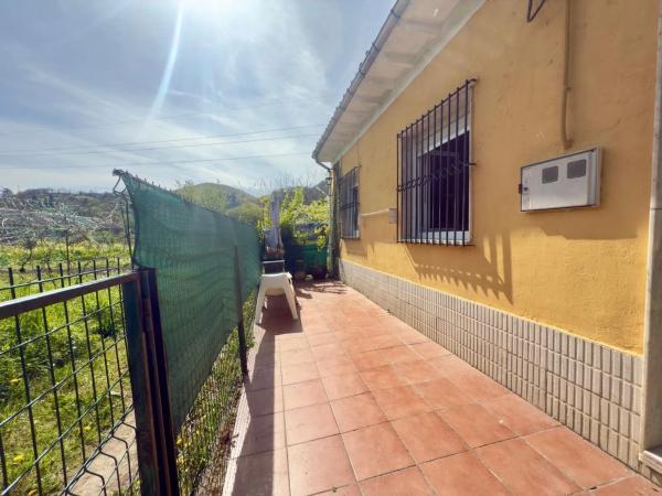 Casa independiente en calle Antonio Antuña, 92