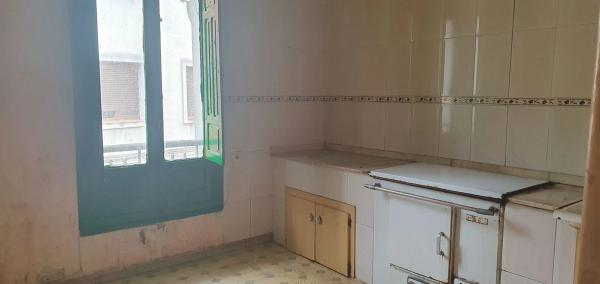 Casa independiente en Perlada, 4