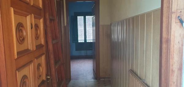 Casa independiente en Perlada, 4