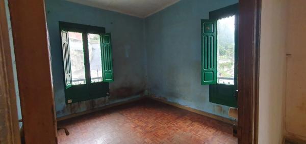 Casa independiente en Perlada, 4