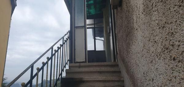 Casa independiente en Perlada, 4