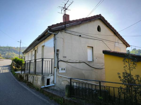 Casa de pueblo en calle les Pieces, 44