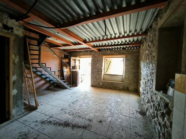 Casa de pueblo en calle les Pieces, 44