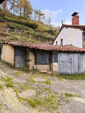 Casa de pueblo en Lg Belerda, 2