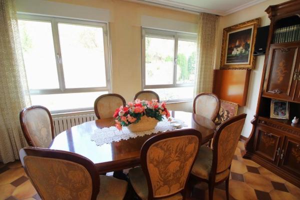 Casa independiente en calle Benito Pérez Galdós